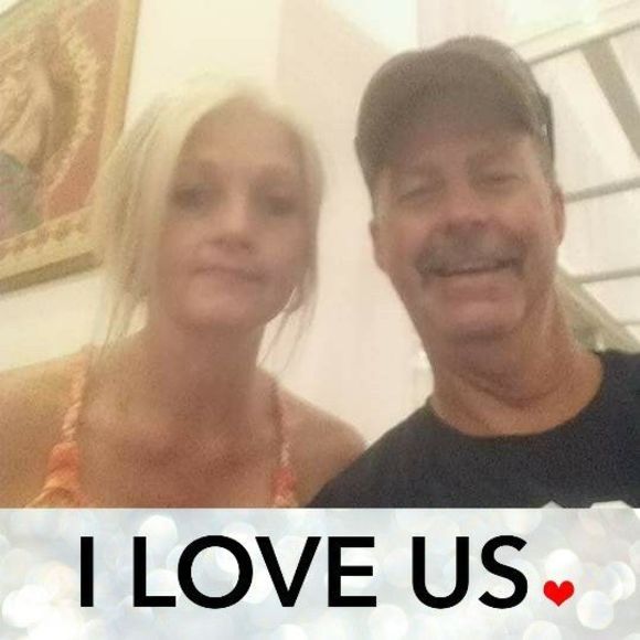 Meet your Posher, Beth - Picture 1 of 1